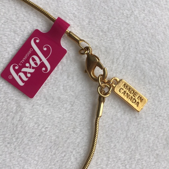 NEW flower necklace 🇨🇦Foxy made in Canada - Picture 3 of 5